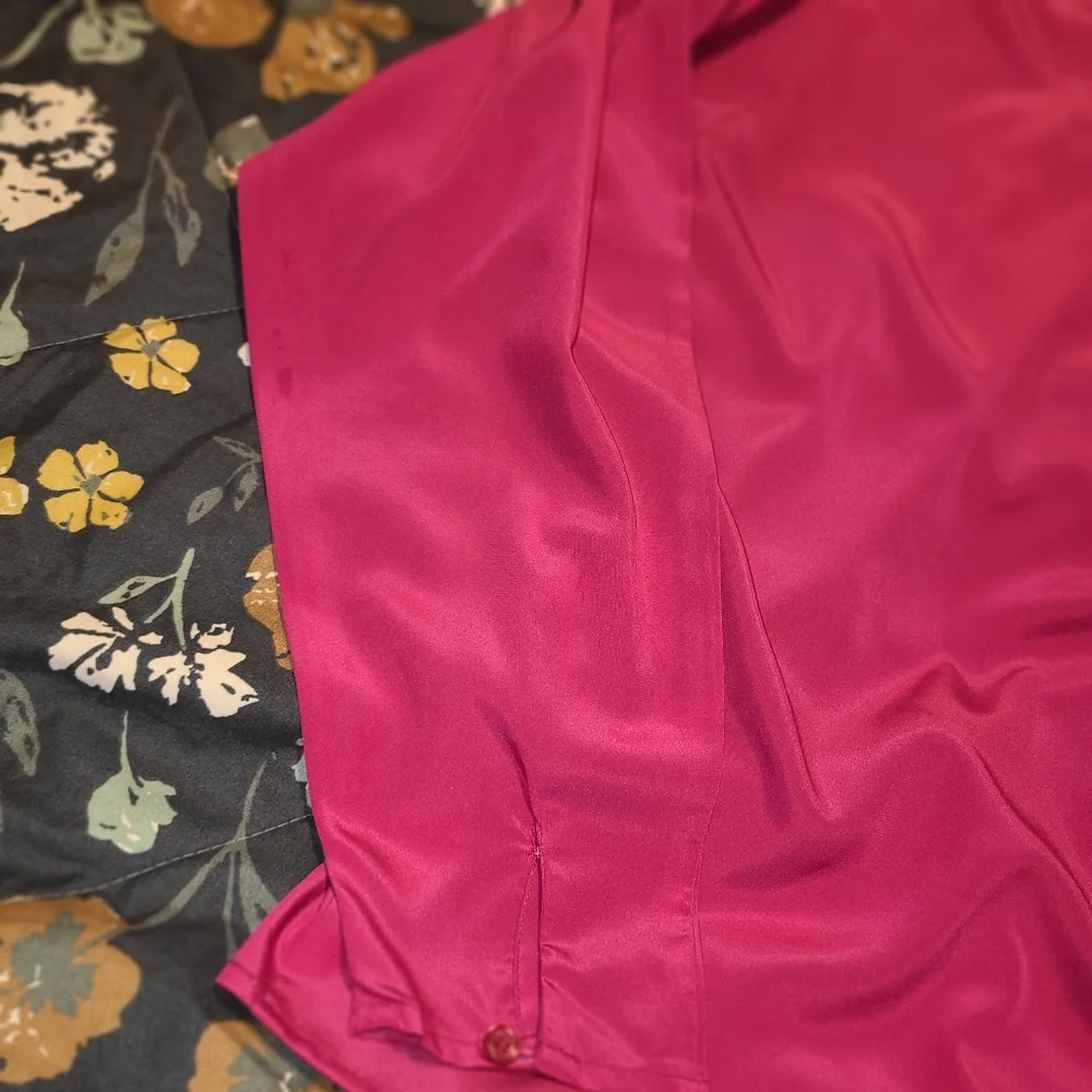 Bethany Vintage Blouse Bright Pink Silk Like Material Sz 11/12 - Picture 12 of 12